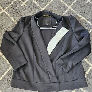 Mynt Women's Blazer Size 18W